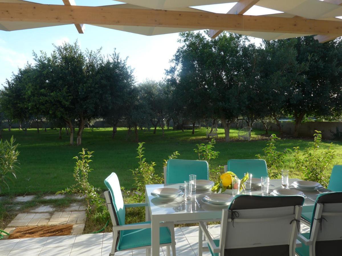 Kalamaki Plaza Apartments Dış mekan fotoğraf