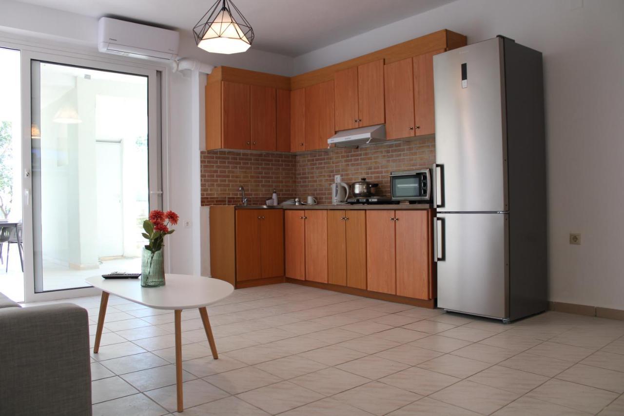 Kalamaki Plaza Apartments Dış mekan fotoğraf