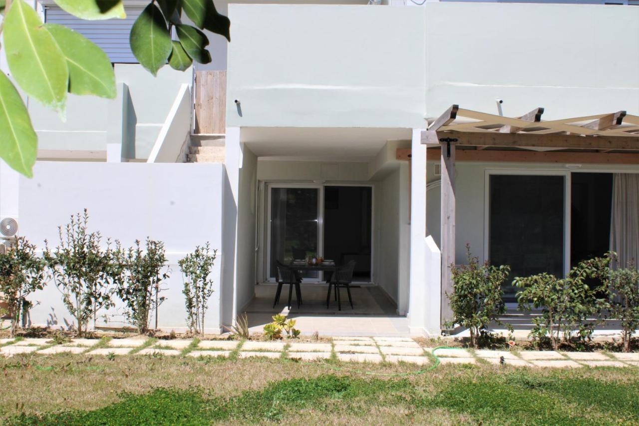 Kalamaki Plaza Apartments Dış mekan fotoğraf