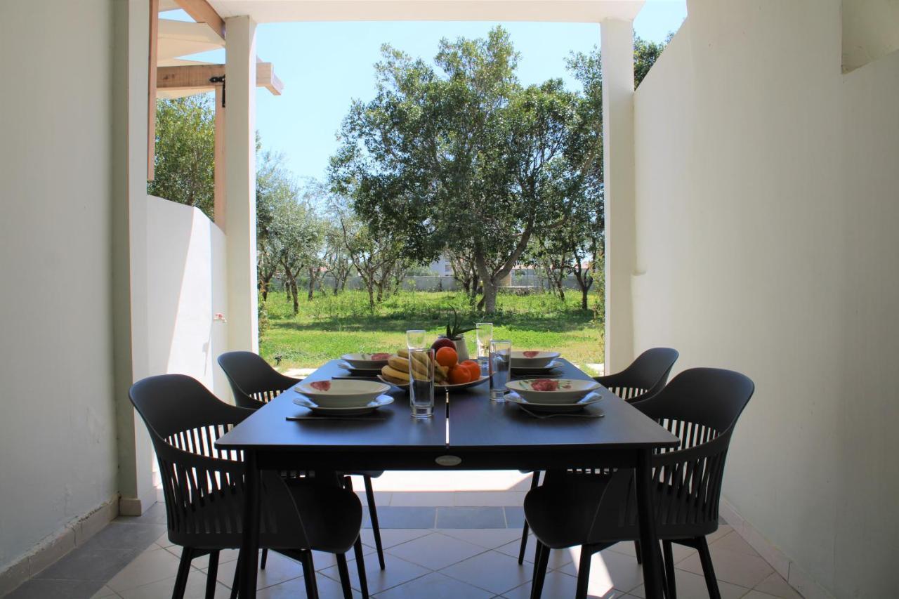 Kalamaki Plaza Apartments Dış mekan fotoğraf