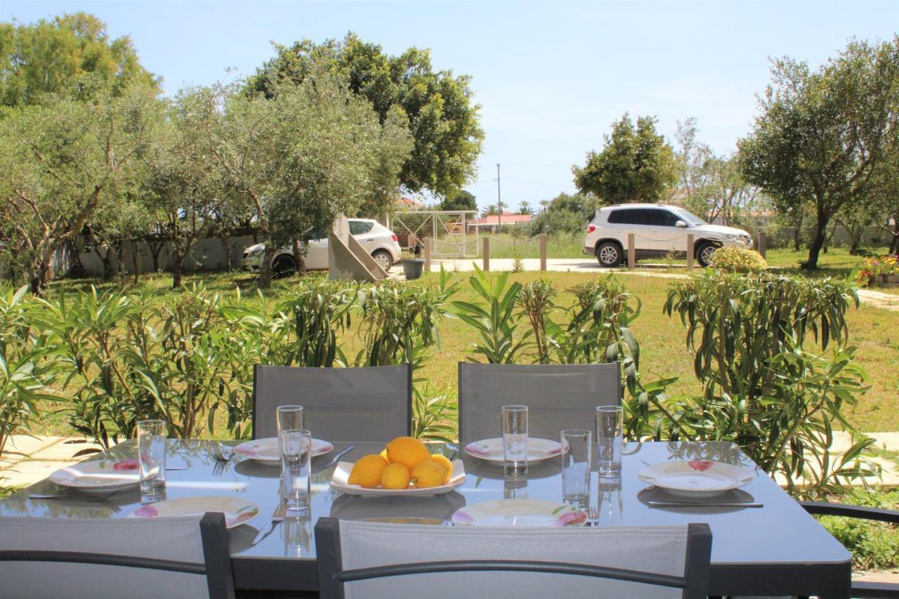 Kalamaki Plaza Apartments Dış mekan fotoğraf