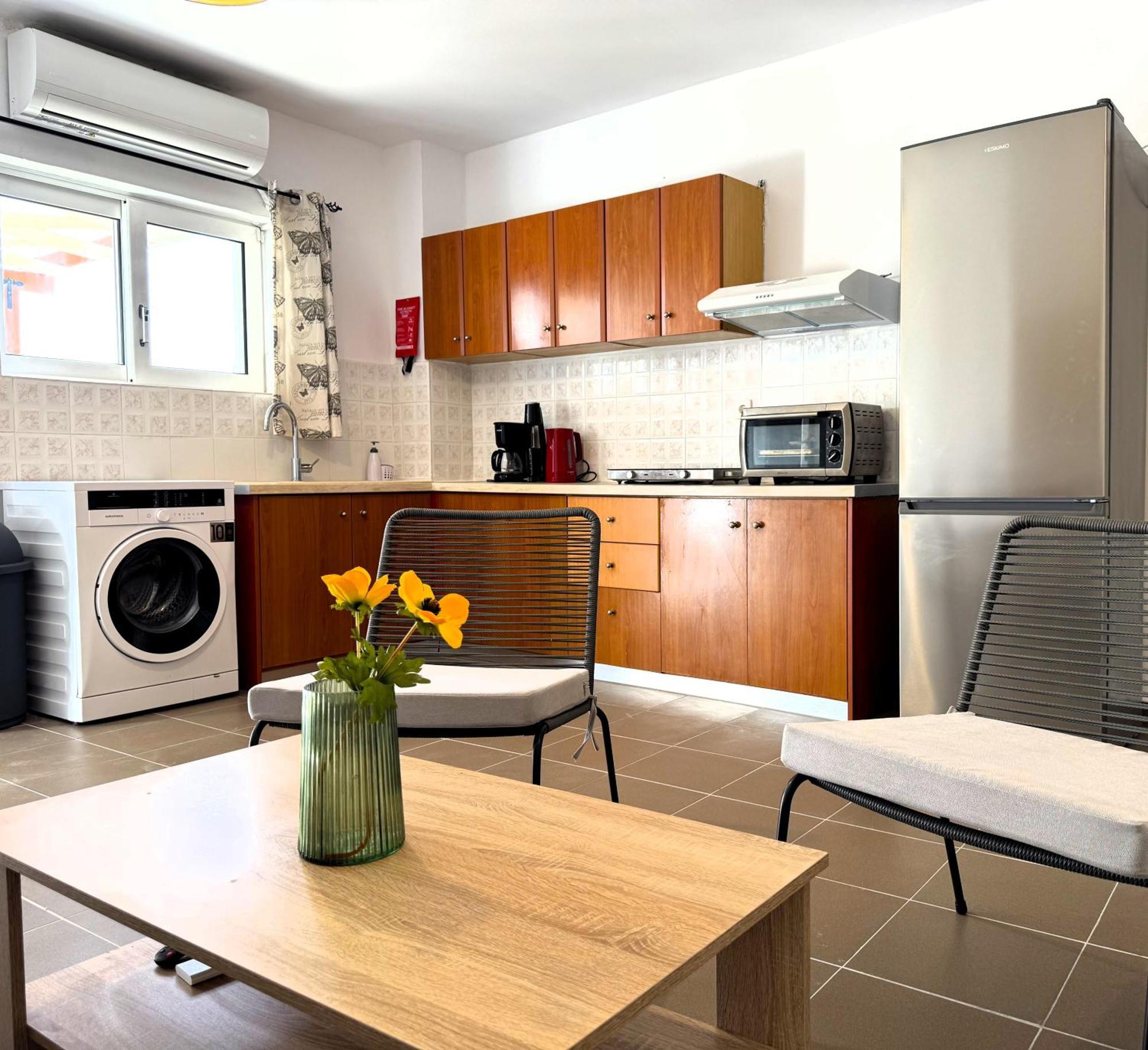 Kalamaki Plaza Apartments Dış mekan fotoğraf