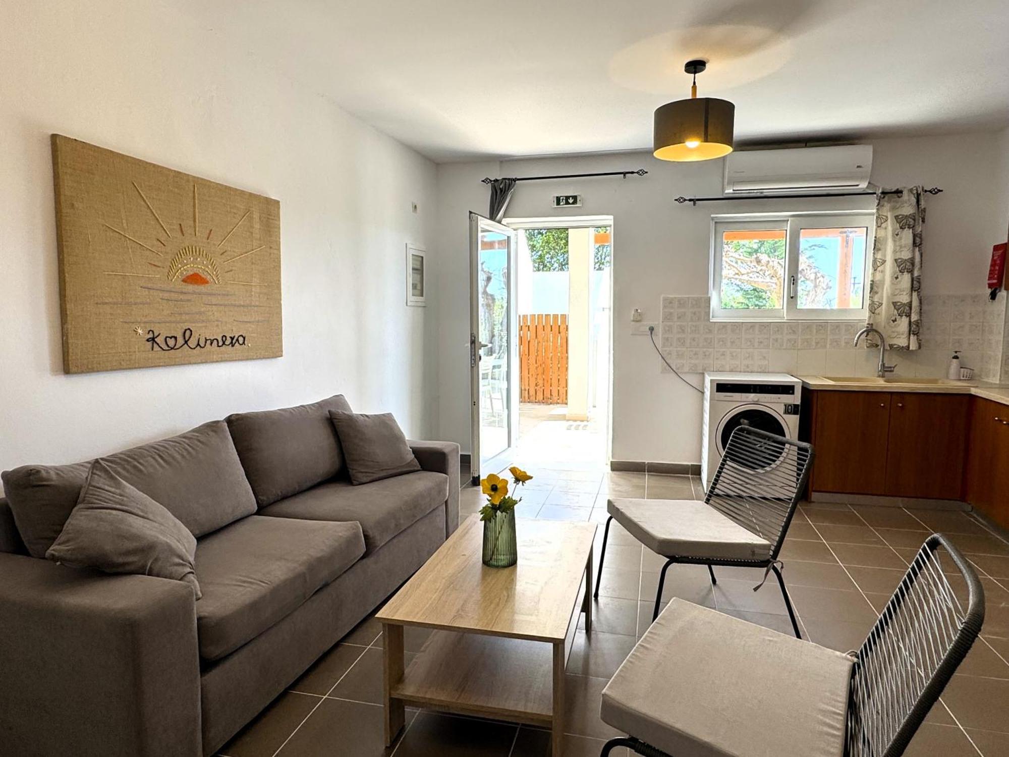 Kalamaki Plaza Apartments Dış mekan fotoğraf