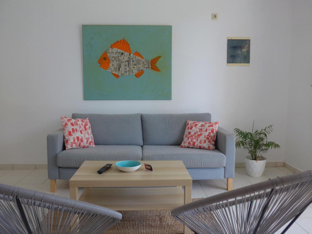 Kalamaki Plaza Apartments Dış mekan fotoğraf